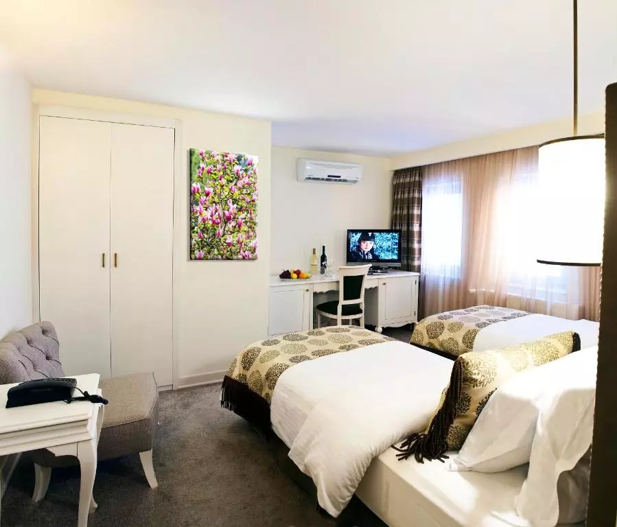 هتل تکسیم تاون استانبول